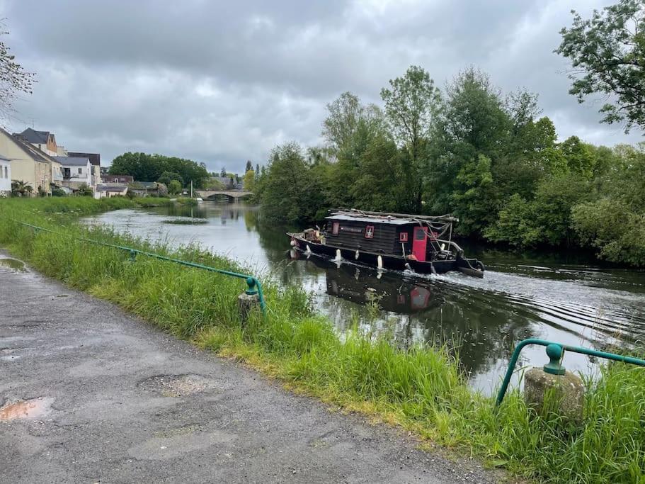 Appartement Les Berges De L'Oust à Malestroit Extérieur photo