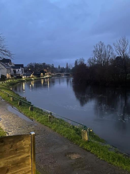 Appartement Les Berges De L'Oust à Malestroit Extérieur photo