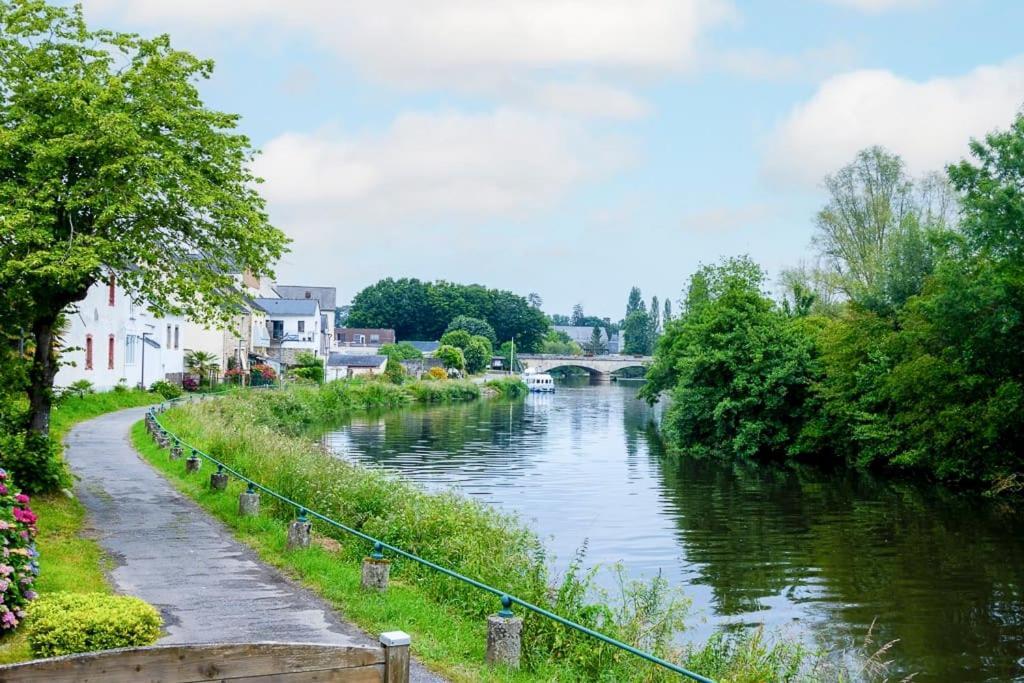 Appartement Les Berges De L'Oust à Malestroit Extérieur photo