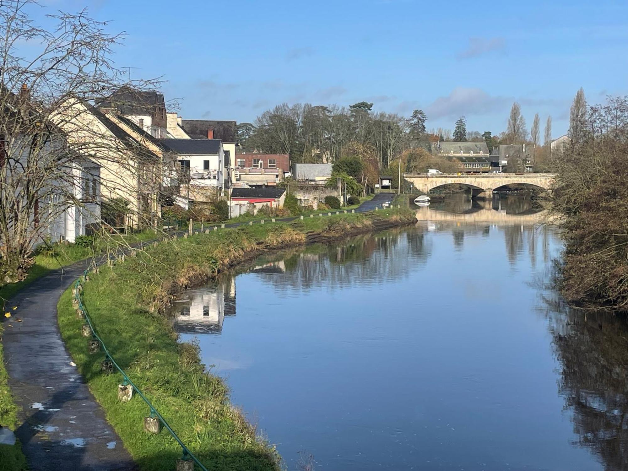Appartement Les Berges De L'Oust à Malestroit Extérieur photo